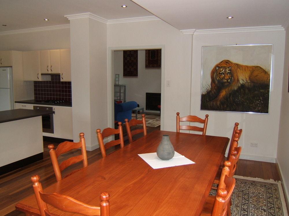 Whispering Pines Holiday home Wentworth Falls