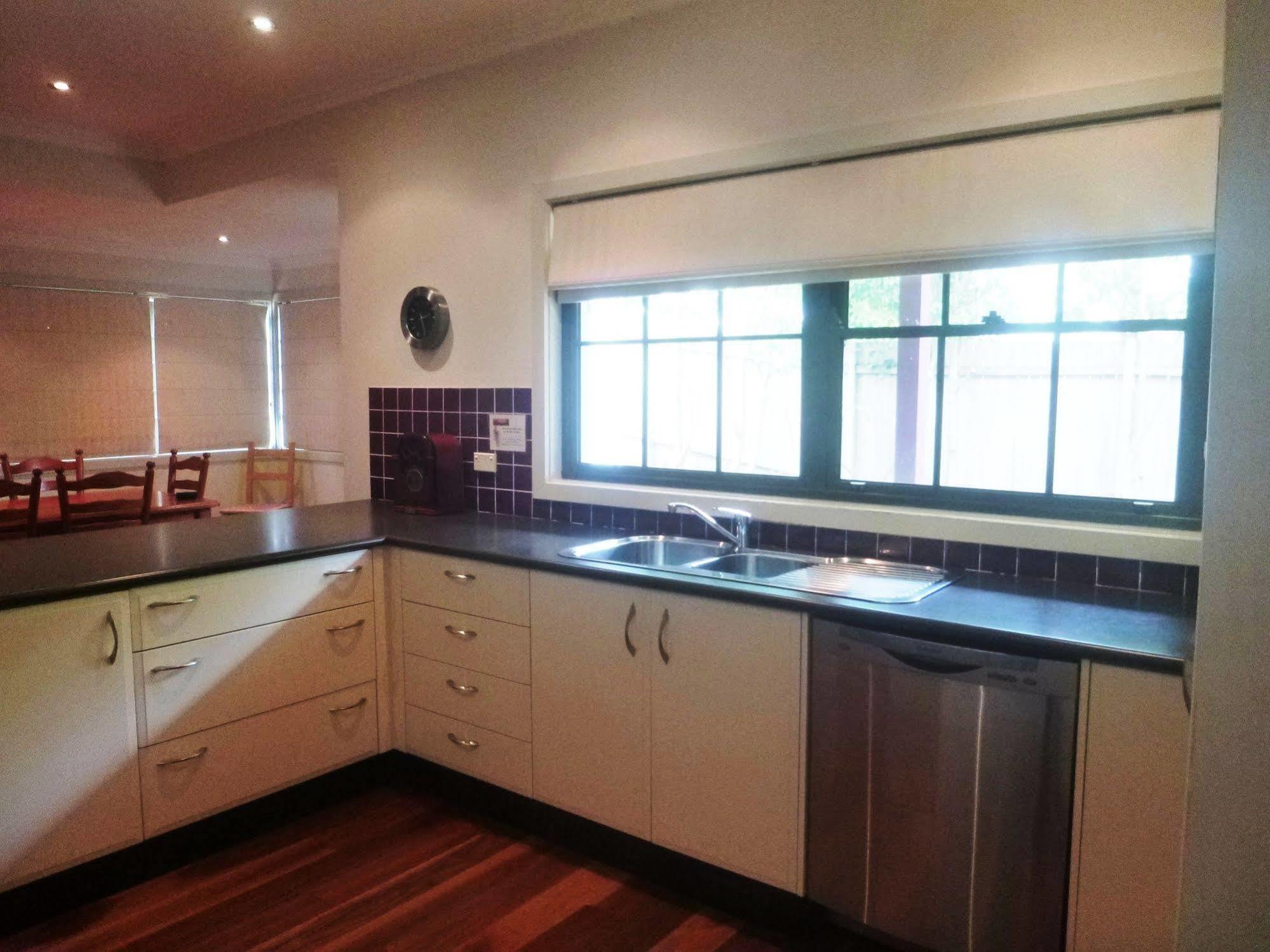 Whispering Pines Holiday home *